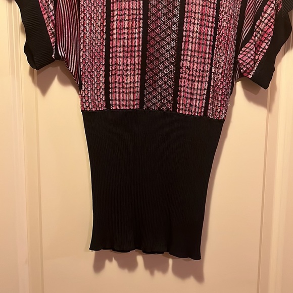 Le Chateau shirt - Picture 3 of 6